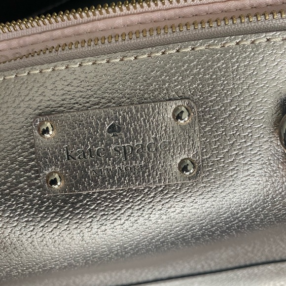 NWT Metallic Kate Spade bag - Picture 5 of 6